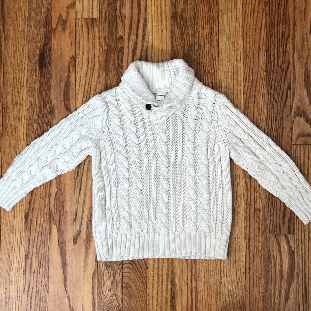 🌷Cream colored pullover sweater